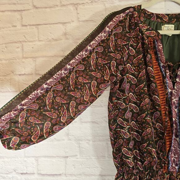 M Midnight Sky Paisley Print Mini Dress Women's Size M Sheer Long Sleeve Green - Picture 5 of 11